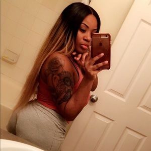 Meet your Posher, Maya